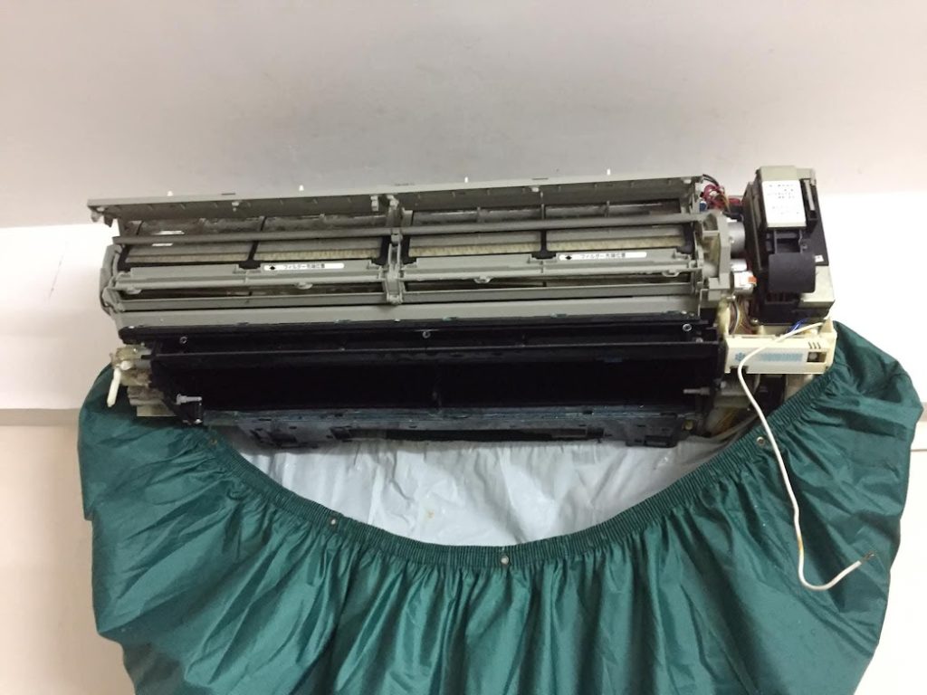 vệ sinh máy lạnh